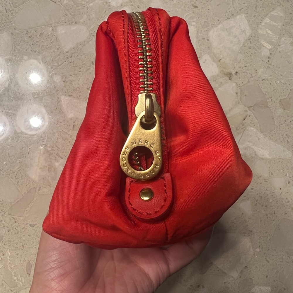 Marc by Marc Jacobs Preppy Nylon Cosmetic Pouch Red Orange - Picture 3 of 5